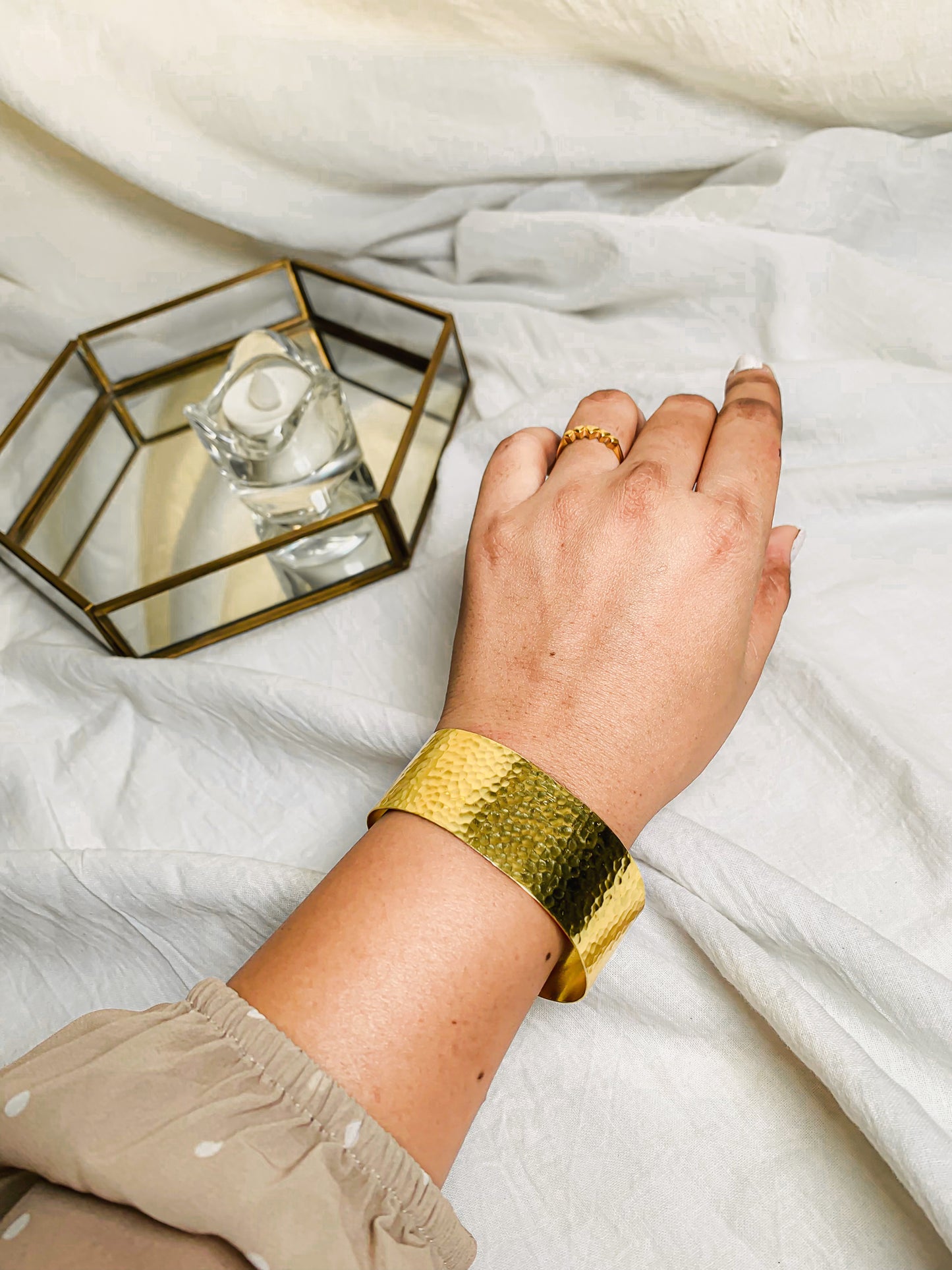 ROOHI GOLDEN CUFF