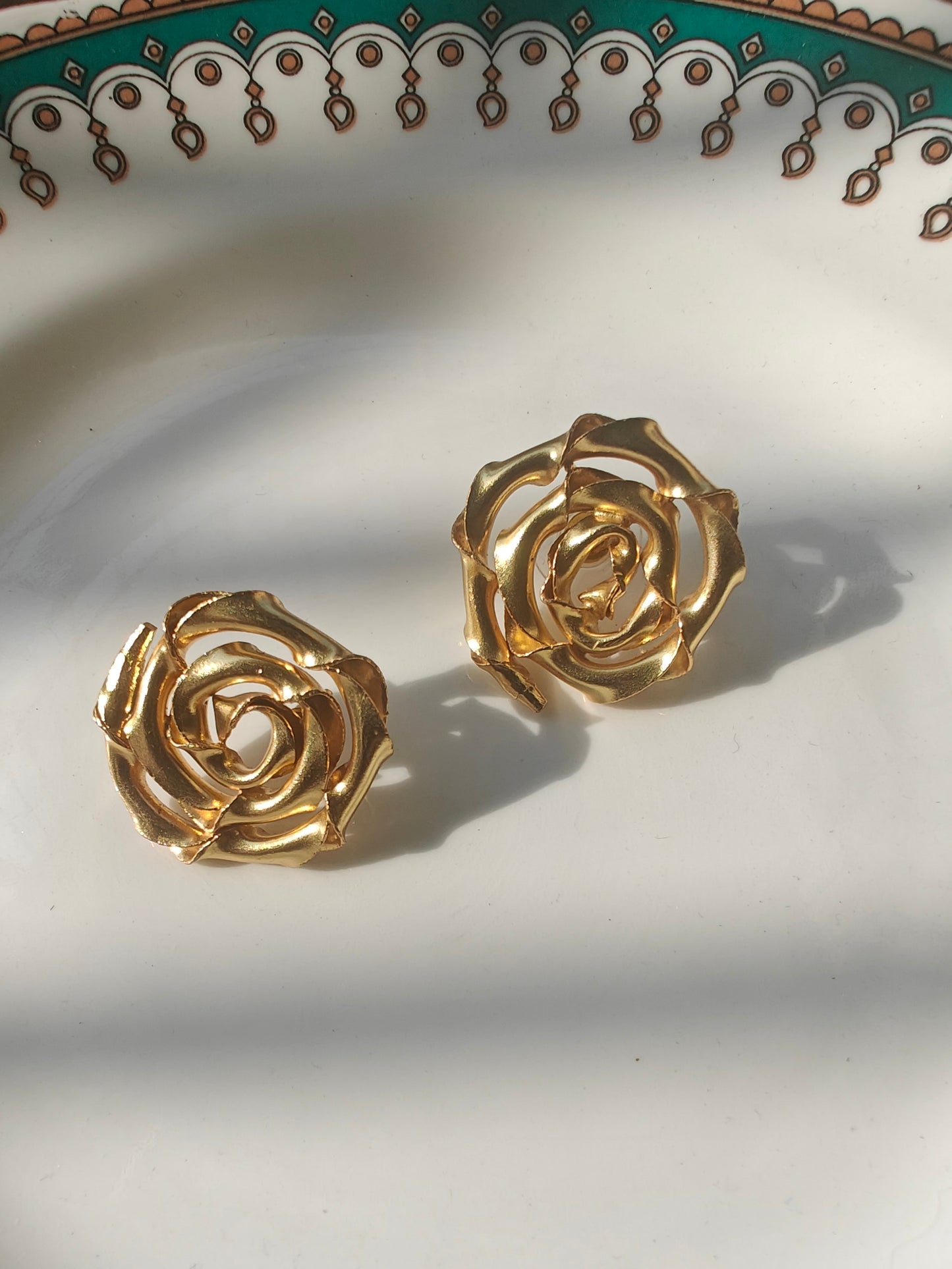 ROSE EARRINGS