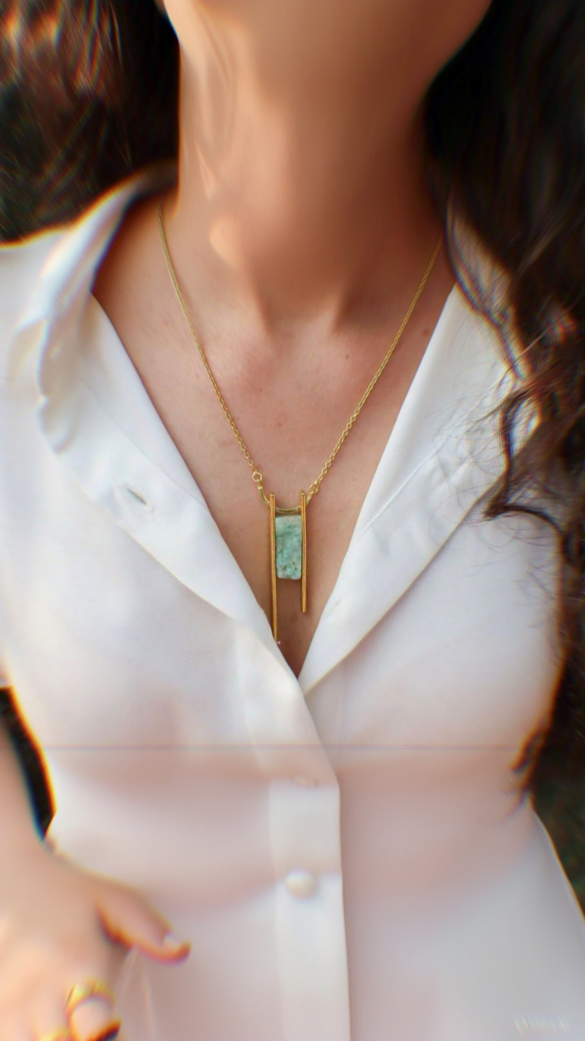 MIRA NECKLACE